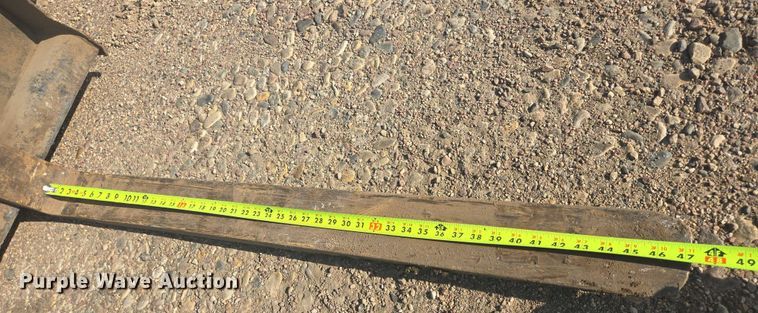 image for item DT7242 2010 Caterpillar 262C skid steer loader