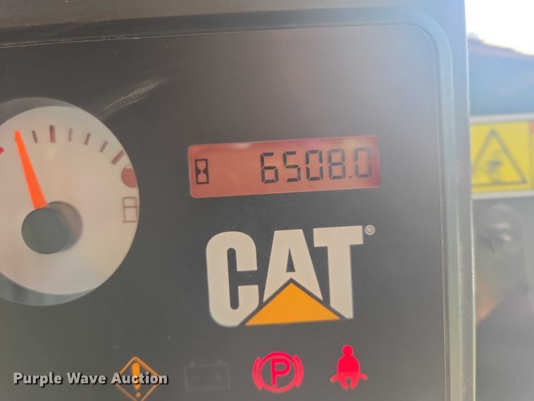 image for item DT7242 2010 Caterpillar 262C skid steer loader