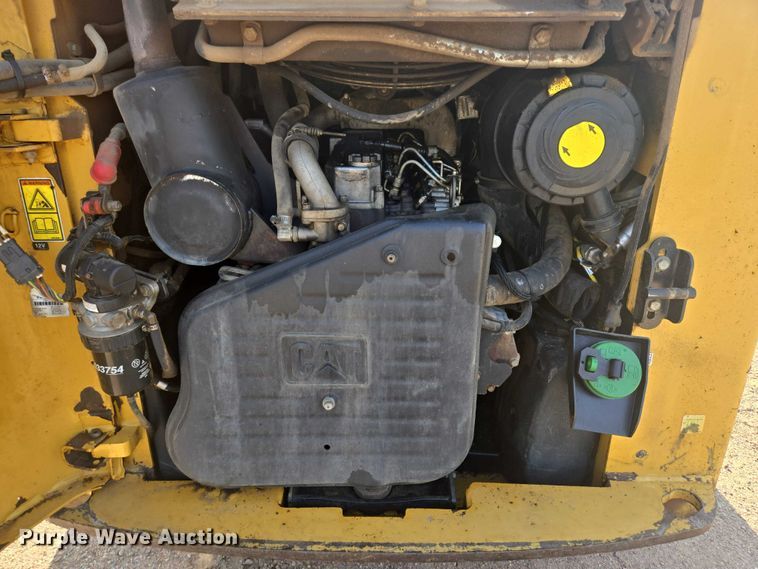 image for item DT7242 2010 Caterpillar 262C skid steer loader