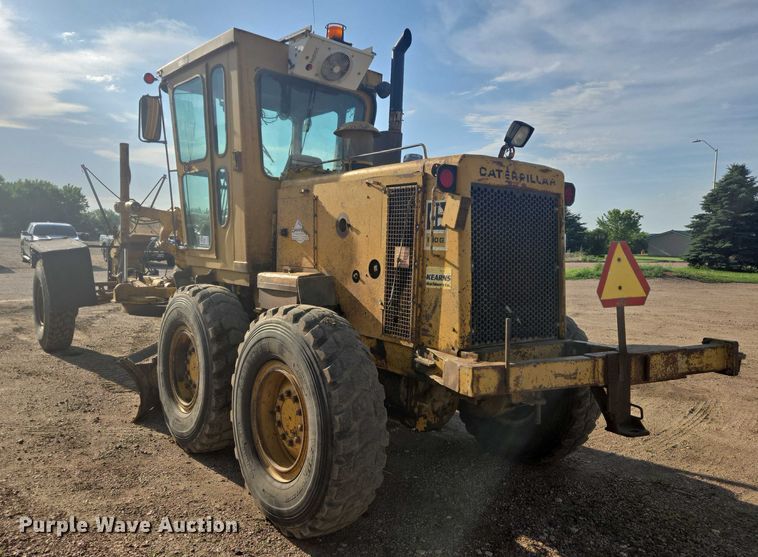 image for item DT7243 1978 Caterpillar 140G motor grader