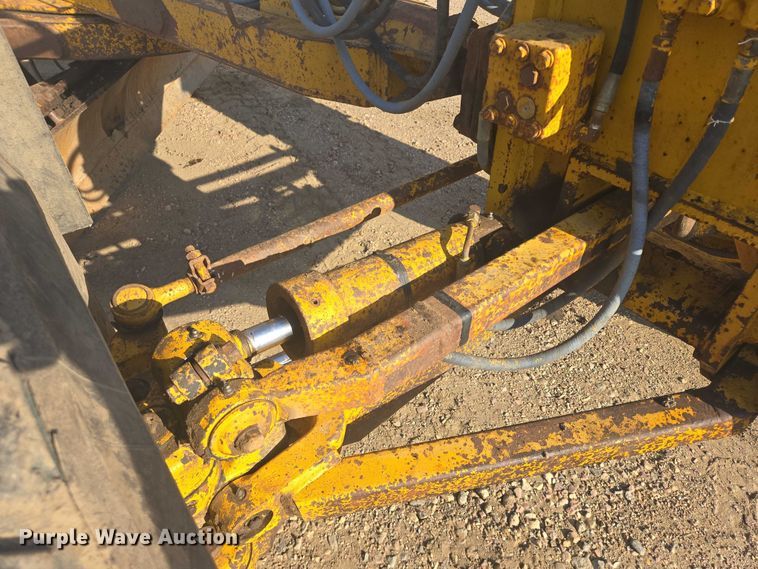 image for item DT7243 1978 Caterpillar 140G motor grader