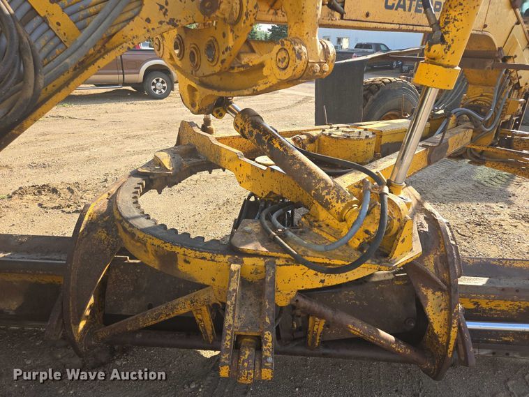 image for item DT7243 1978 Caterpillar 140G motor grader