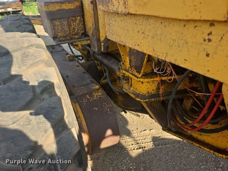 image for item DT7243 1978 Caterpillar 140G motor grader