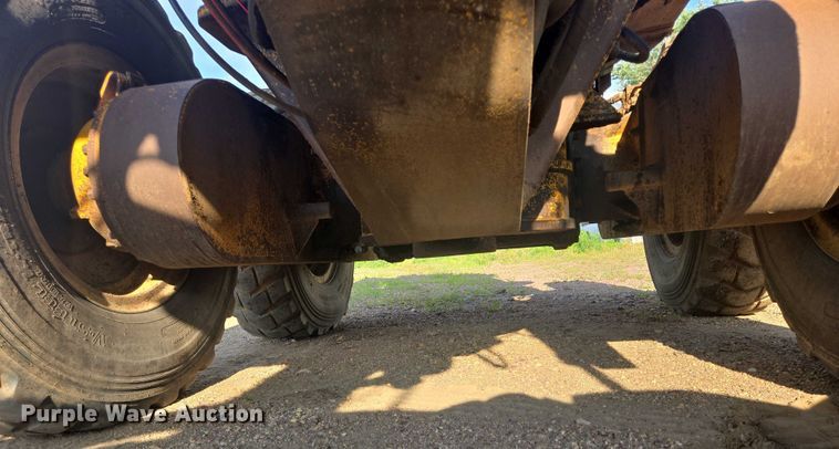 image for item DT7243 1978 Caterpillar 140G motor grader