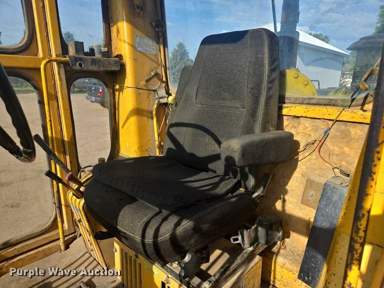 image for item DT7243 1978 Caterpillar 140G motor grader