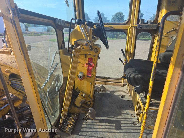 image for item DT7243 1978 Caterpillar 140G motor grader