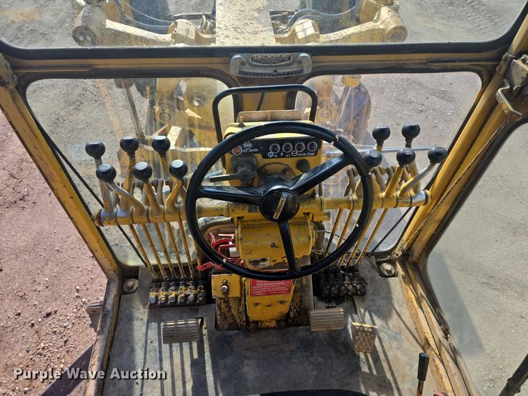 image for item DT7243 1978 Caterpillar 140G motor grader