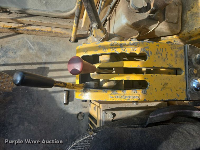 image for item DT7243 1978 Caterpillar 140G motor grader