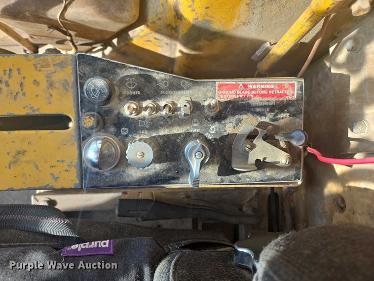 image for item DT7243 1978 Caterpillar 140G motor grader