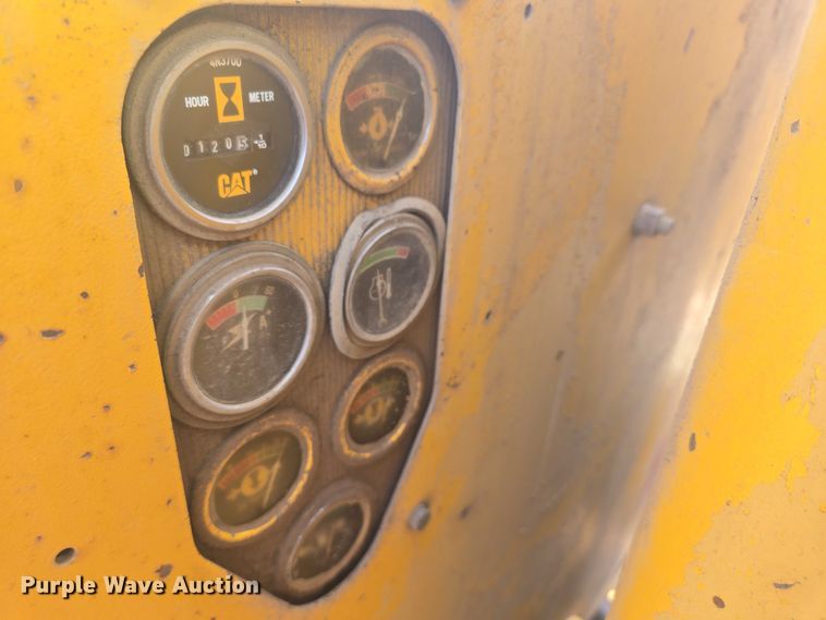 image for item DT7243 1978 Caterpillar 140G motor grader