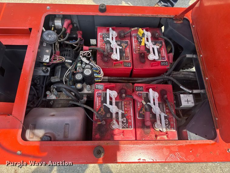 image for item DU7911 2018 Skyjack SJ16 vertical lift