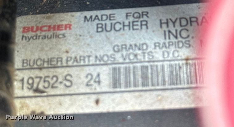 image for item DU7911 2018 Skyjack SJ16 vertical lift