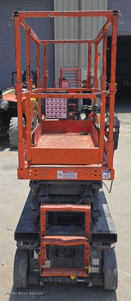 image for item DU7913 2020 Skyjack SJ3219 scissor lift
