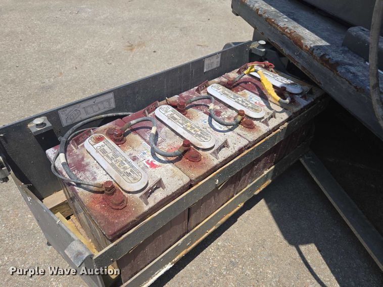 image for item DU7913 2020 Skyjack SJ3219 scissor lift