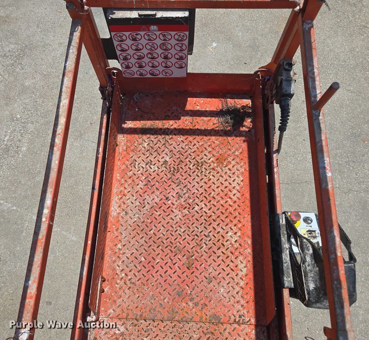 image for item DU7913 2020 Skyjack SJ3219 scissor lift