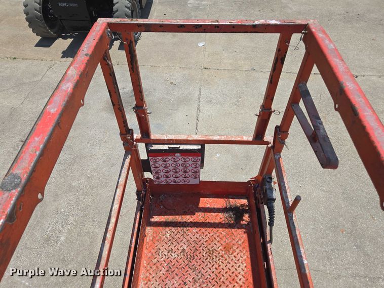 image for item DU7913 2020 Skyjack SJ3219 scissor lift