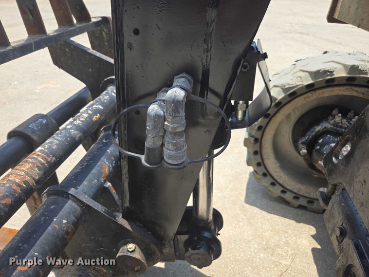 image for item DU7914 2017 JLG G5-18A telehandler