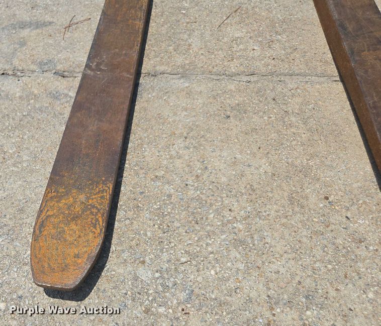 image for item DU7915 2018 Komatsu FG25T-16 forklift