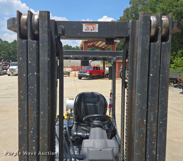 image for item DU7915 2018 Komatsu FG25T-16 forklift