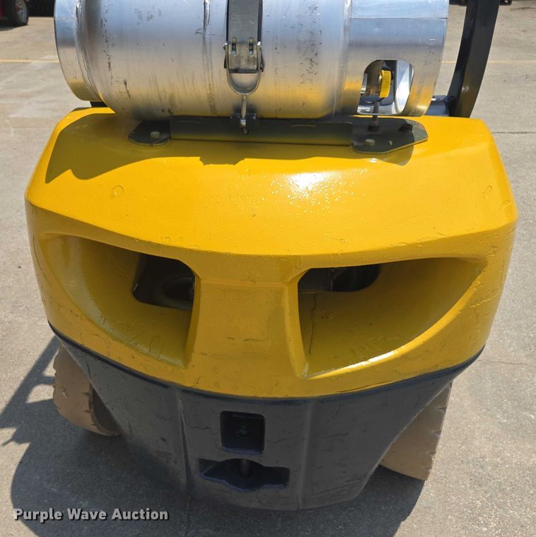 image for item DU7915 2018 Komatsu FG25T-16 forklift