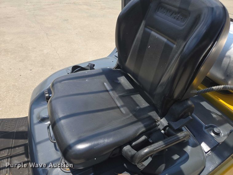 image for item DU7915 2018 Komatsu FG25T-16 forklift