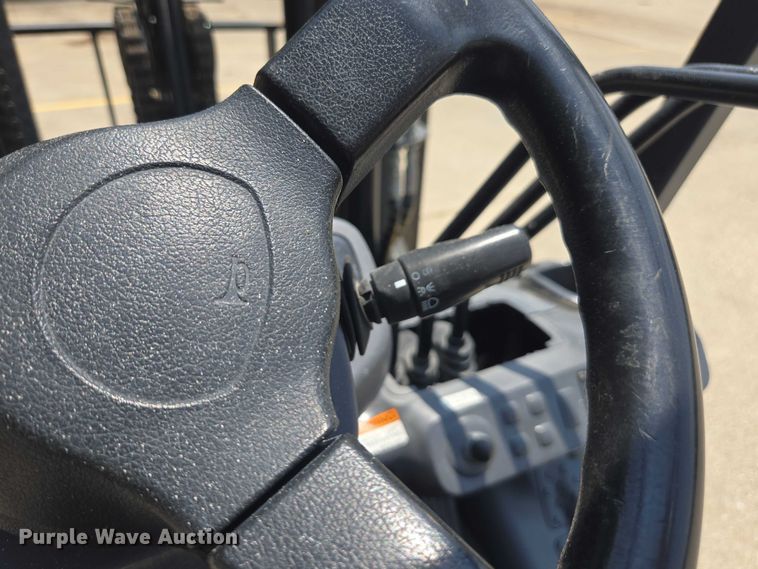 image for item DU7915 2018 Komatsu FG25T-16 forklift