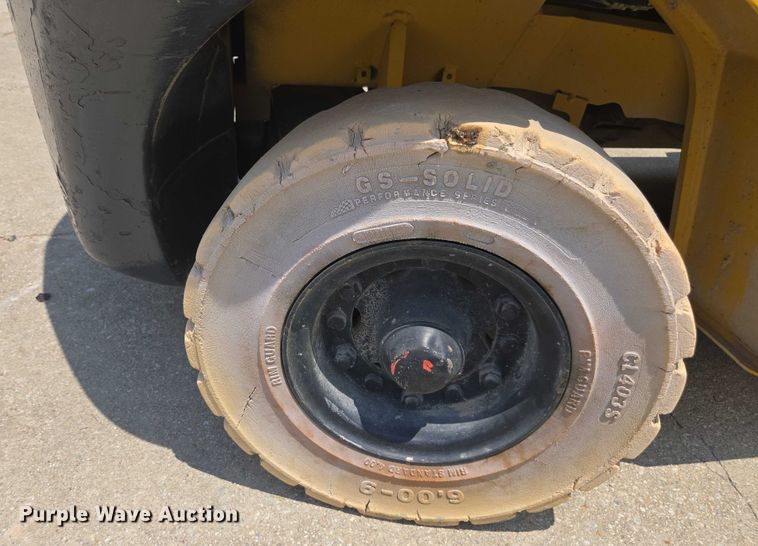 image for item DU7915 2018 Komatsu FG25T-16 forklift