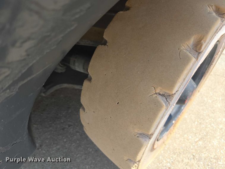 image for item DU7915 2018 Komatsu FG25T-16 forklift