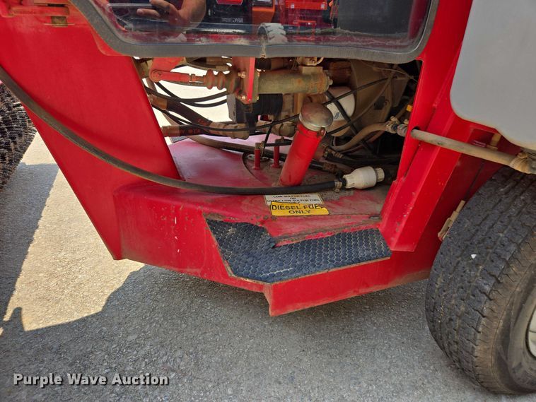 image for item DU7916 Broce BW260 broom