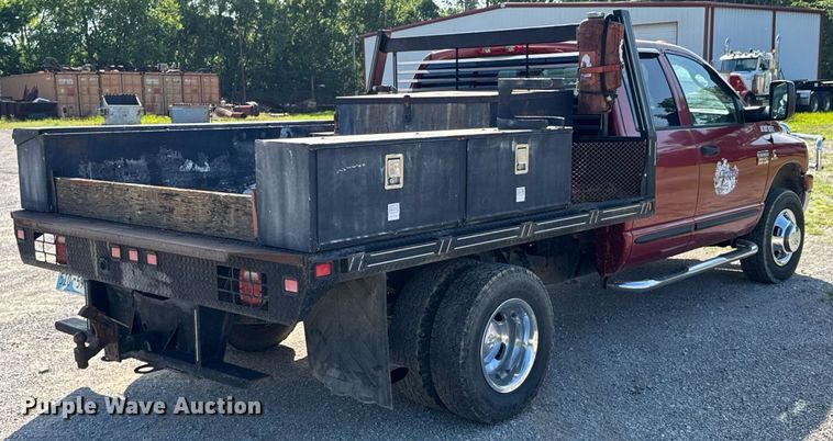 image for item DU9191 2007 Dodge Ram 3500 Quad Cab flatbed pickup truck