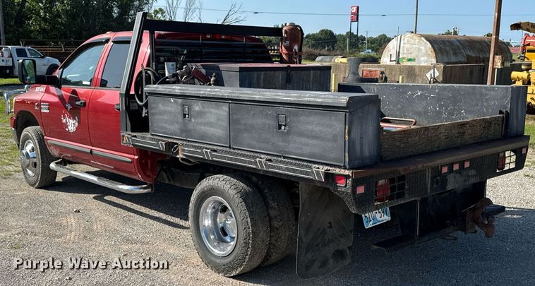 image for item DU9191 2007 Dodge Ram 3500 Quad Cab flatbed pickup truck