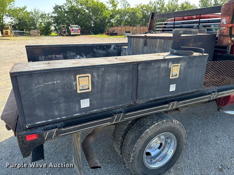 image for item DU9191 2007 Dodge Ram 3500 Quad Cab flatbed pickup truck