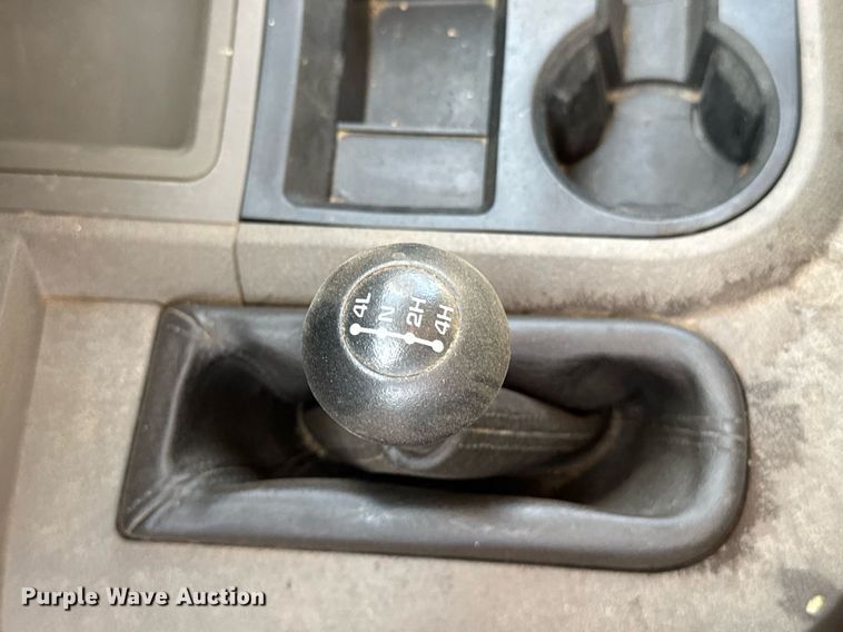 image for item DU9191 2007 Dodge Ram 3500 Quad Cab flatbed pickup truck