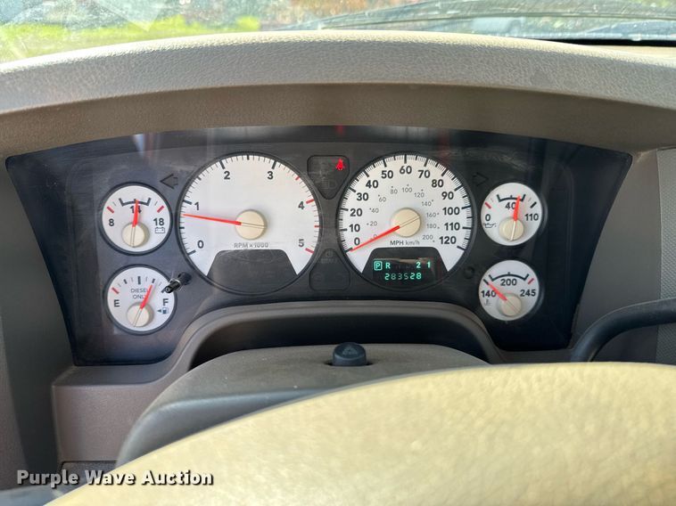 image for item DU9191 2007 Dodge Ram 3500 Quad Cab flatbed pickup truck