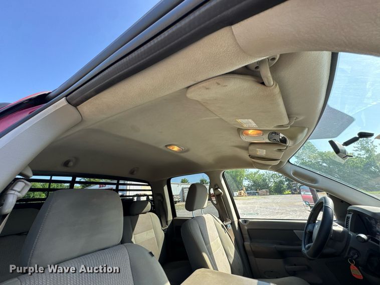 image for item DU9191 2007 Dodge Ram 3500 Quad Cab flatbed pickup truck