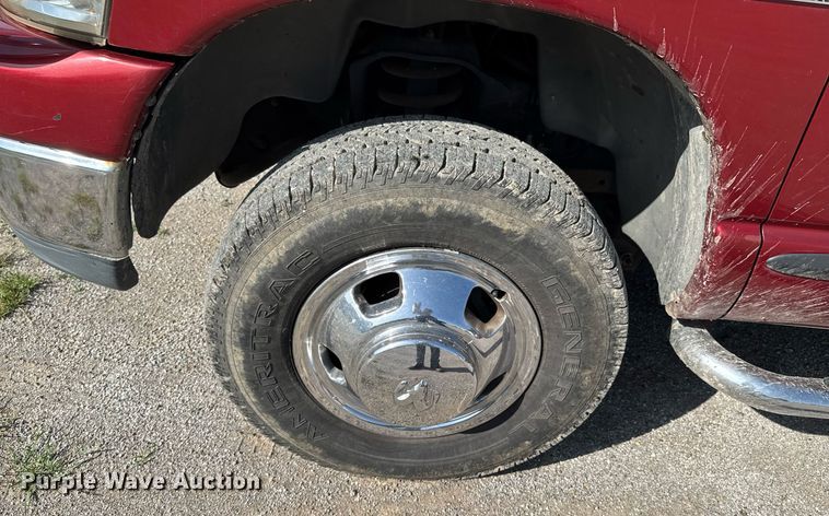 image for item DU9191 2007 Dodge Ram 3500 Quad Cab flatbed pickup truck