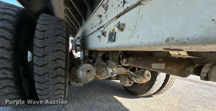 image for item DU9192 1999 Mack RD690S dump truck