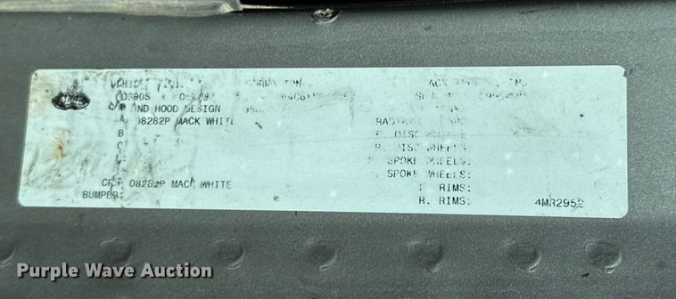 image for item DU9192 1999 Mack RD690S dump truck