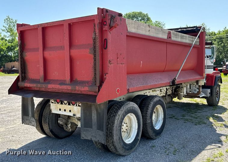 image for item DU9193 1999 Mack RD690S dump truck