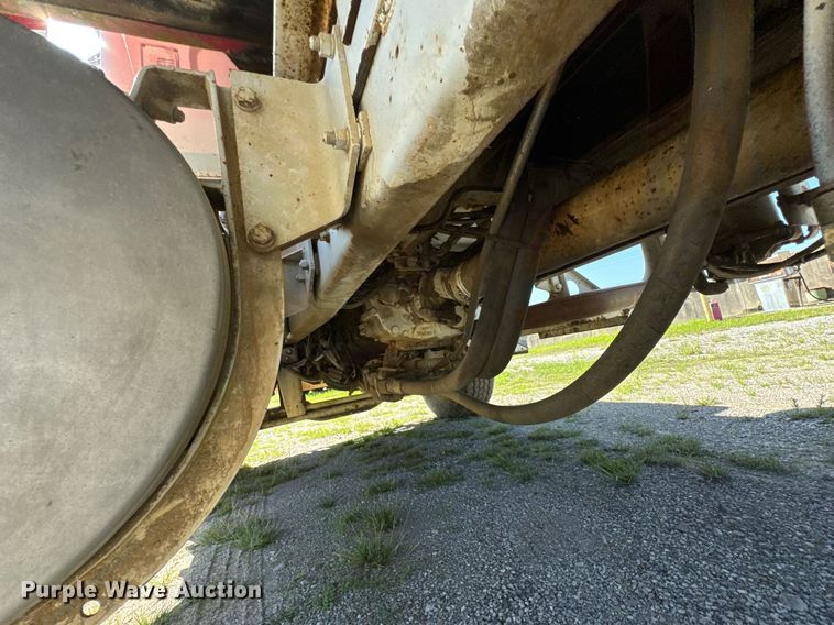 image for item DU9193 1999 Mack RD690S dump truck