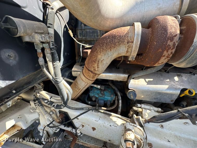 image for item DU9193 1999 Mack RD690S dump truck