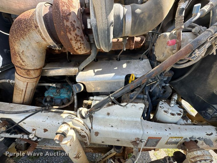 image for item DU9193 1999 Mack RD690S dump truck