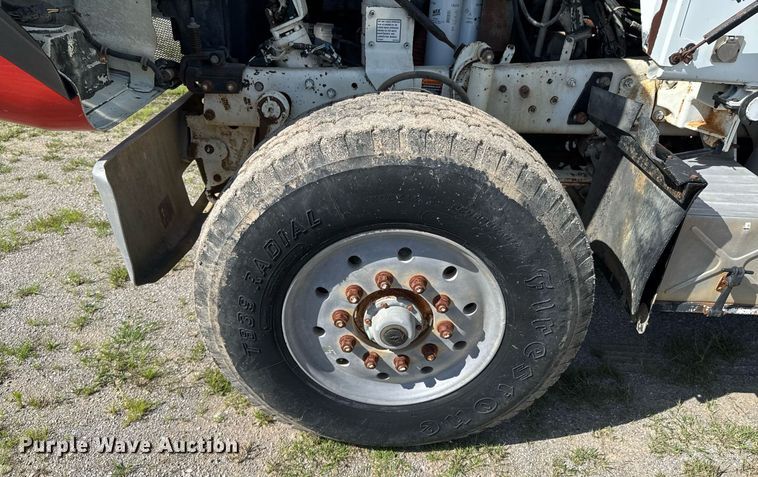 image for item DU9193 1999 Mack RD690S dump truck