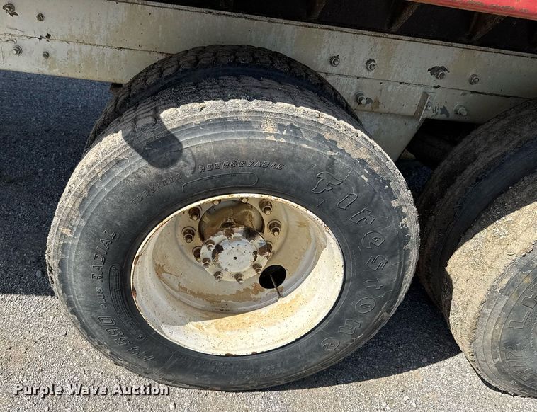 image for item DU9193 1999 Mack RD690S dump truck