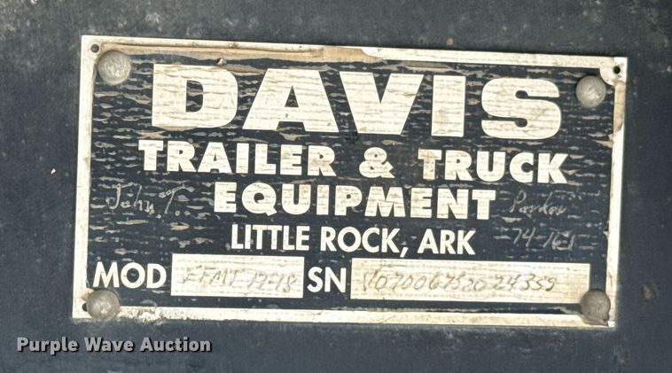 image for item DU9193 1999 Mack RD690S dump truck