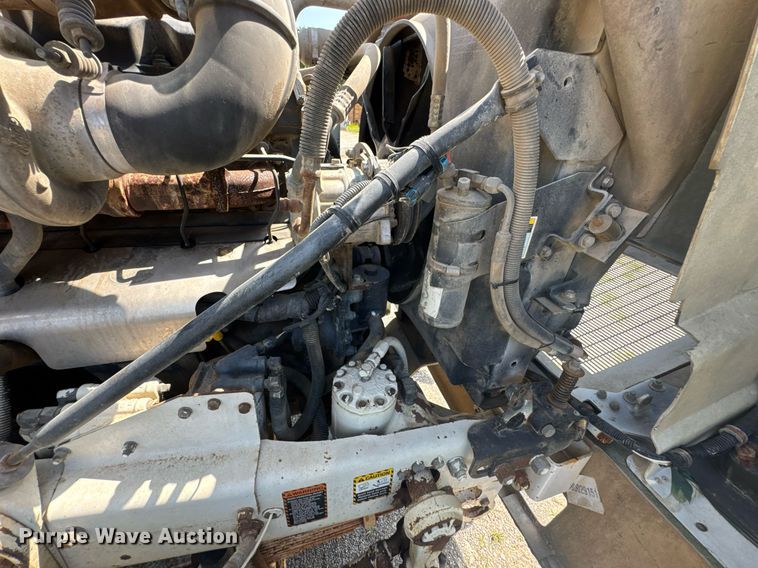 image for item DU9194 1999 Mack RD690S dump truck