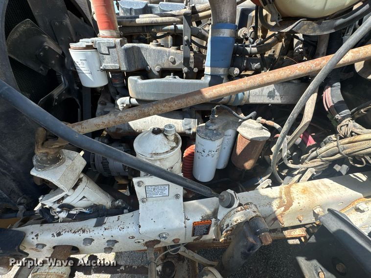 image for item DU9194 1999 Mack RD690S dump truck