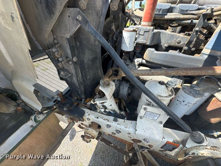 image for item DU9194 1999 Mack RD690S dump truck