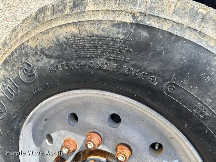 image for item DU9194 1999 Mack RD690S dump truck