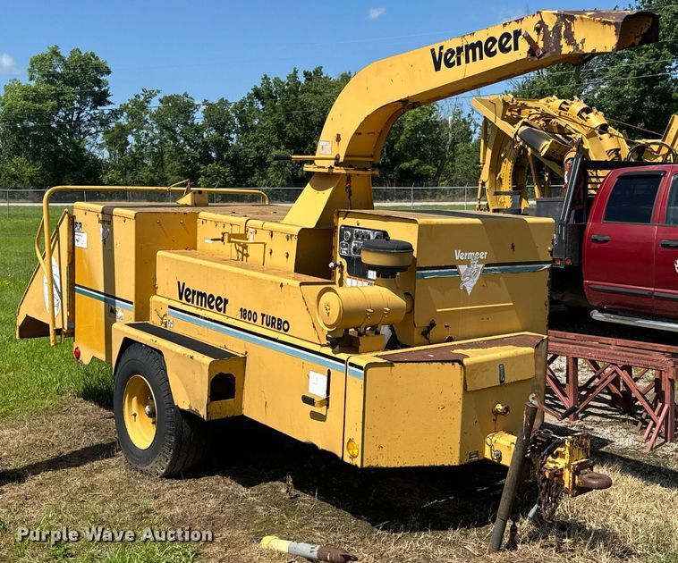 image for item DU9195 1998 Vermeer BC1800 wood chipper